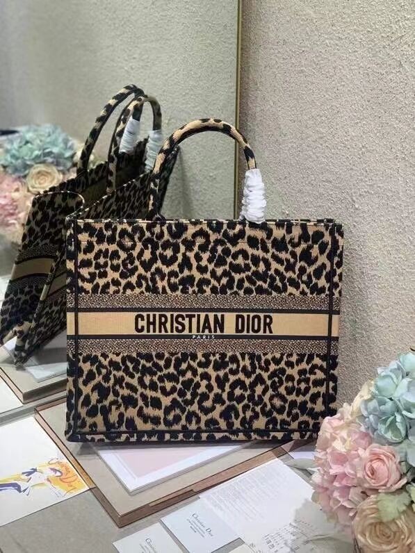 DIOR BOOK TOTE Beige Multicolor Mizza Embroidery M1286ZRHM JH06747sA28