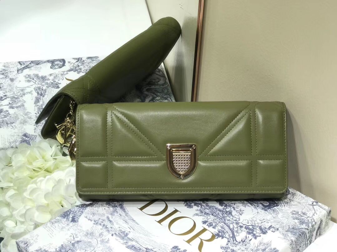 Fake AAAAA DIOR CLUTCH gold-tone metal C1040A green JH07105oE28