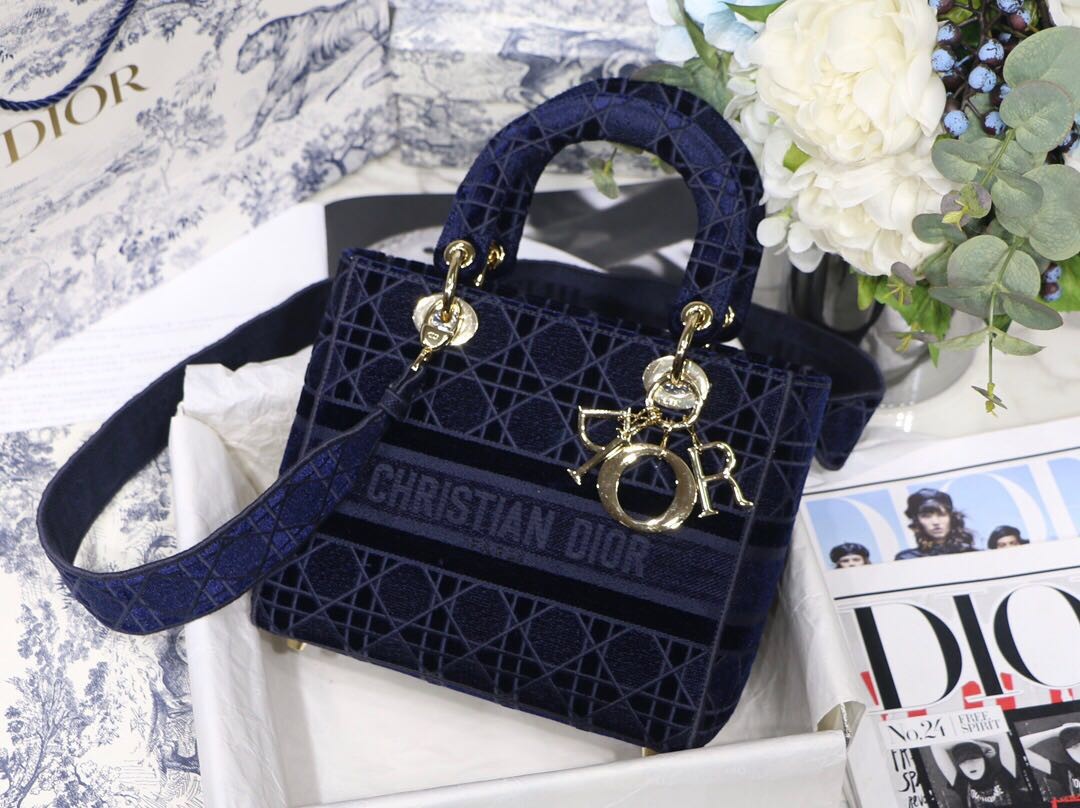 Fashion DIOR MEDIUM LADY D-LITE BAG Blue Cannage Embroidered Velvet M0565 JH06910Rn14