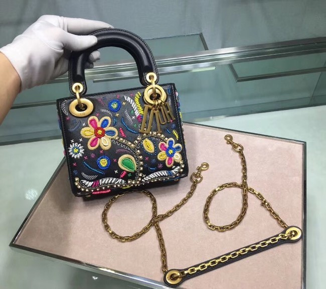 MINI LADY DIOR EMBROIDERED BAG M0598CRMH-2 JH07250Js36