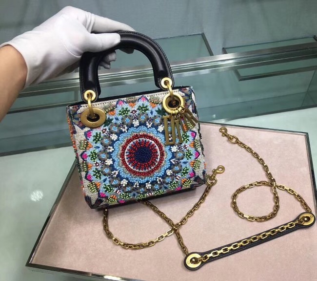 MINI LADY DIOR EMBROIDERED BAG M0598CRMH JH07252yn71