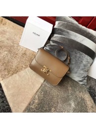 Replica CELINE MEDIUM TRIOMPHE BAG IN SHINY CALFSKIN CL87363 Camel JH06000rH96